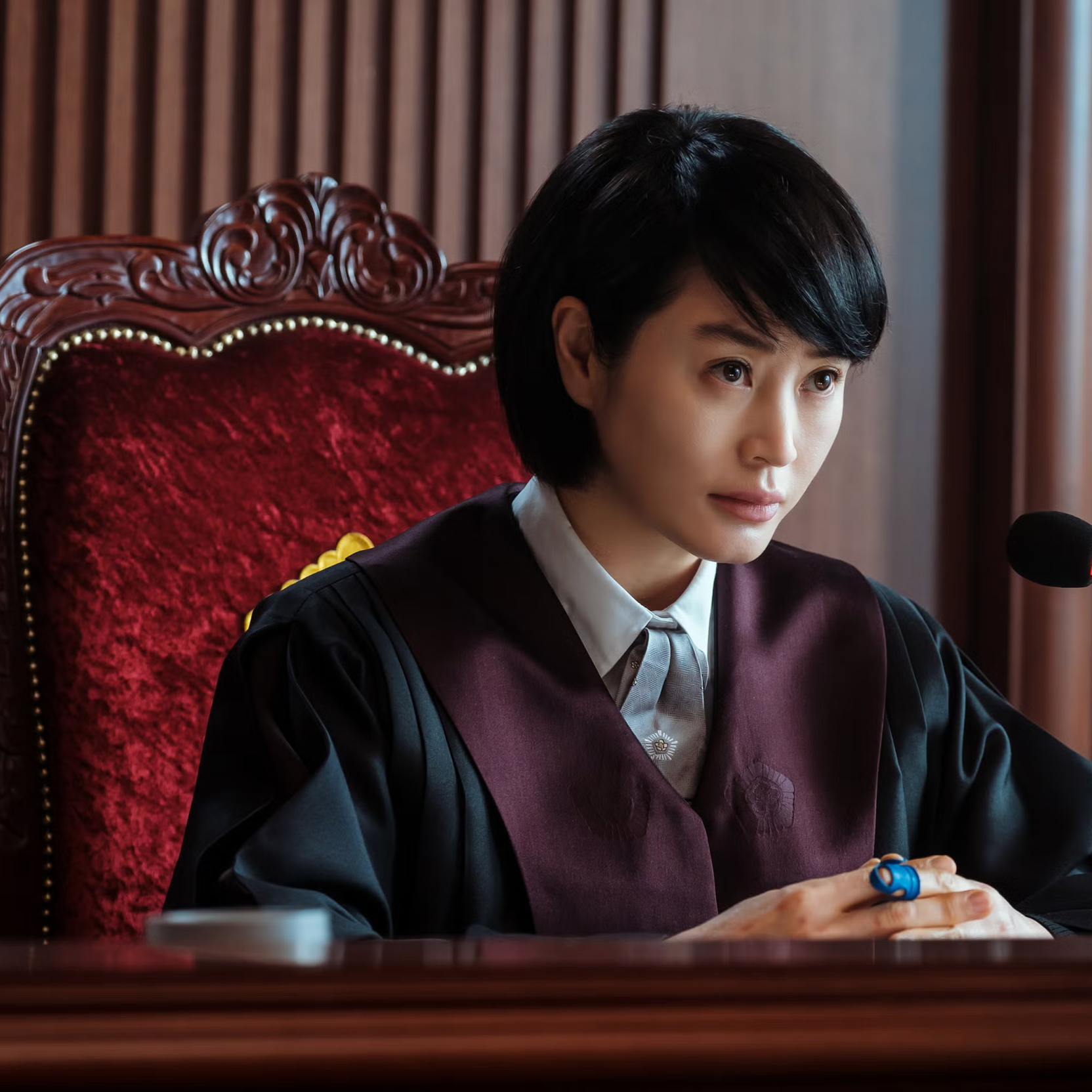 「妳很了不起，妳撐過來了。」：這不是黑白分明的世界 ── 《少年法庭》