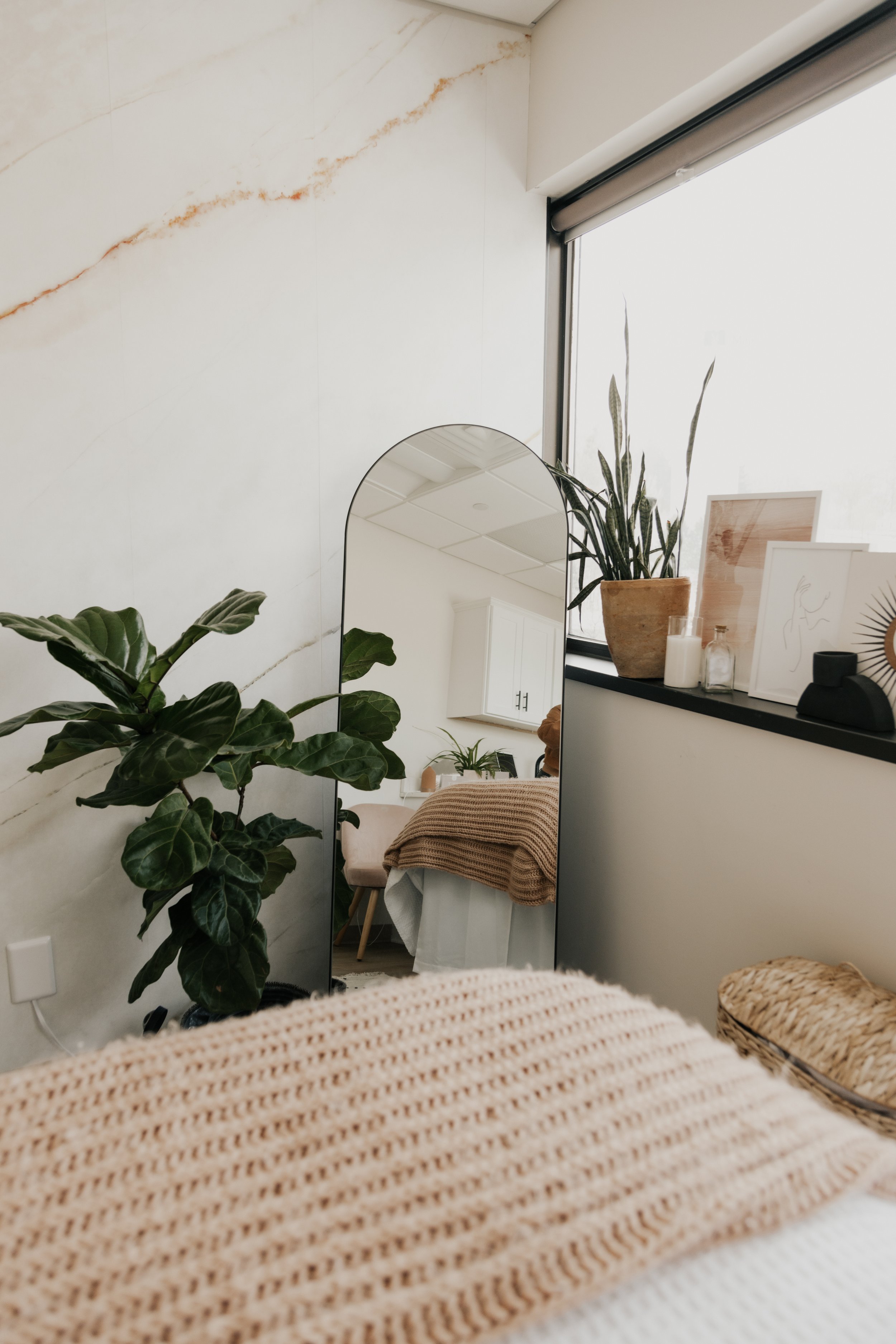 Sublease inside MK Aesthetics 2021