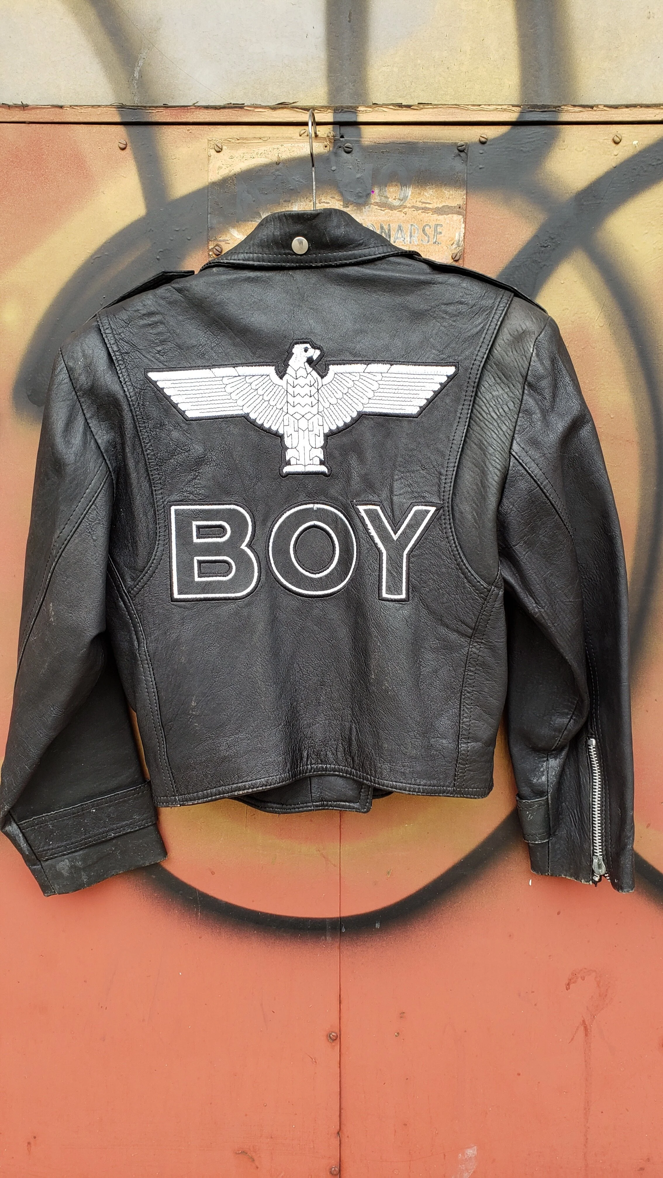 Boy London_ VENDIDA_ detalle atrás.jpg