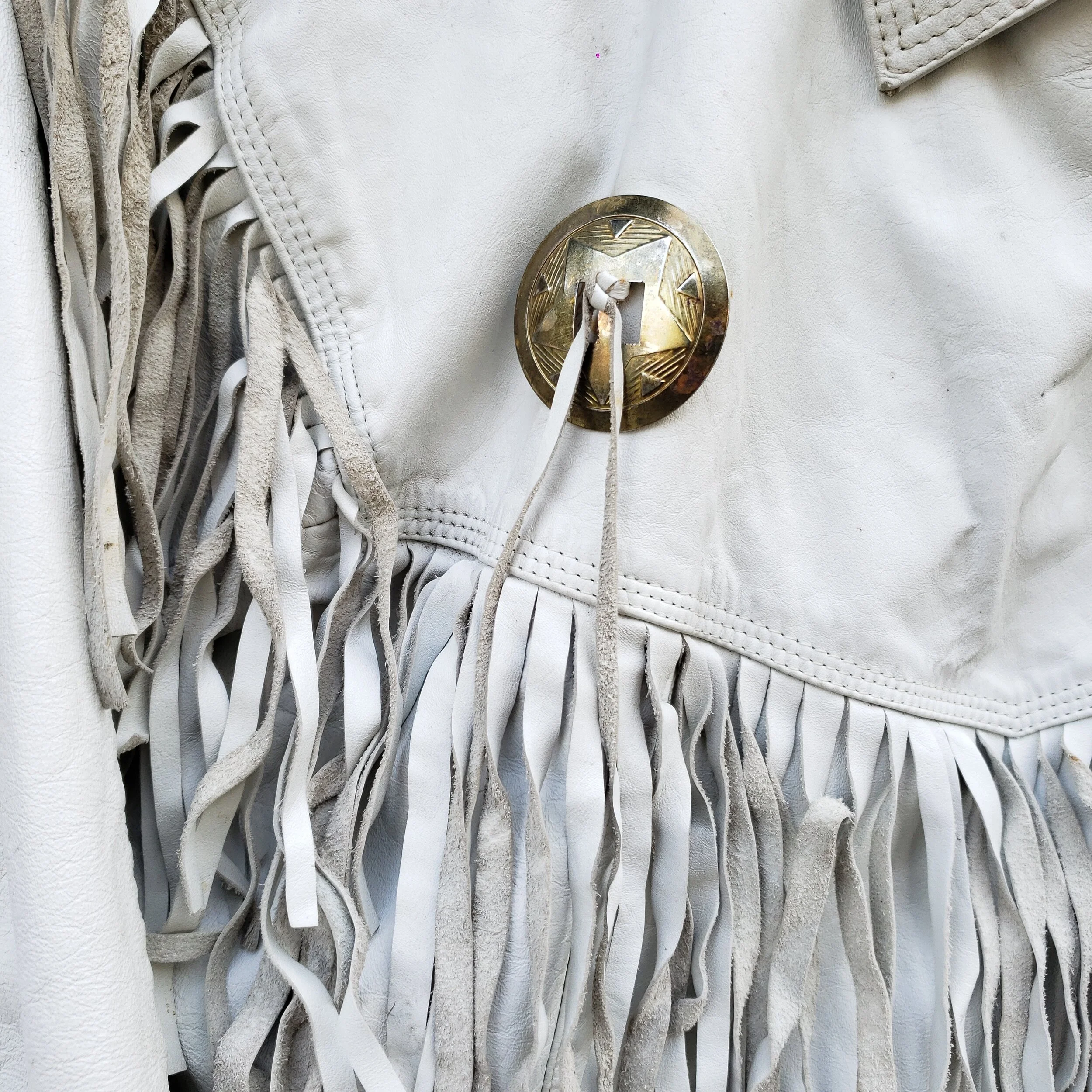 Leather Jacket White_ VENDIDA_ detalle frente2.jpg