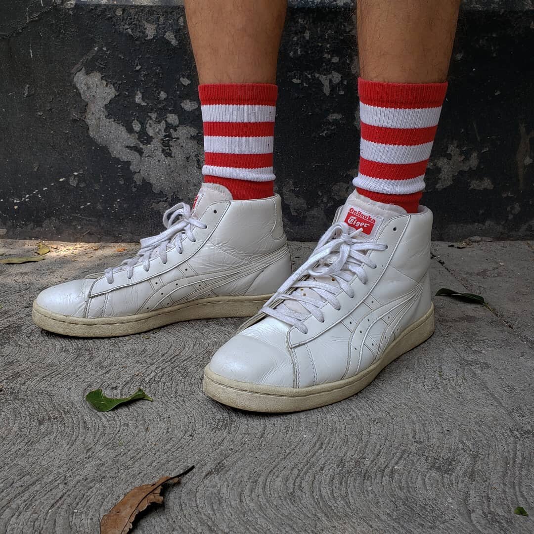 Vintage Onitsuka Tiger Mid Runner 