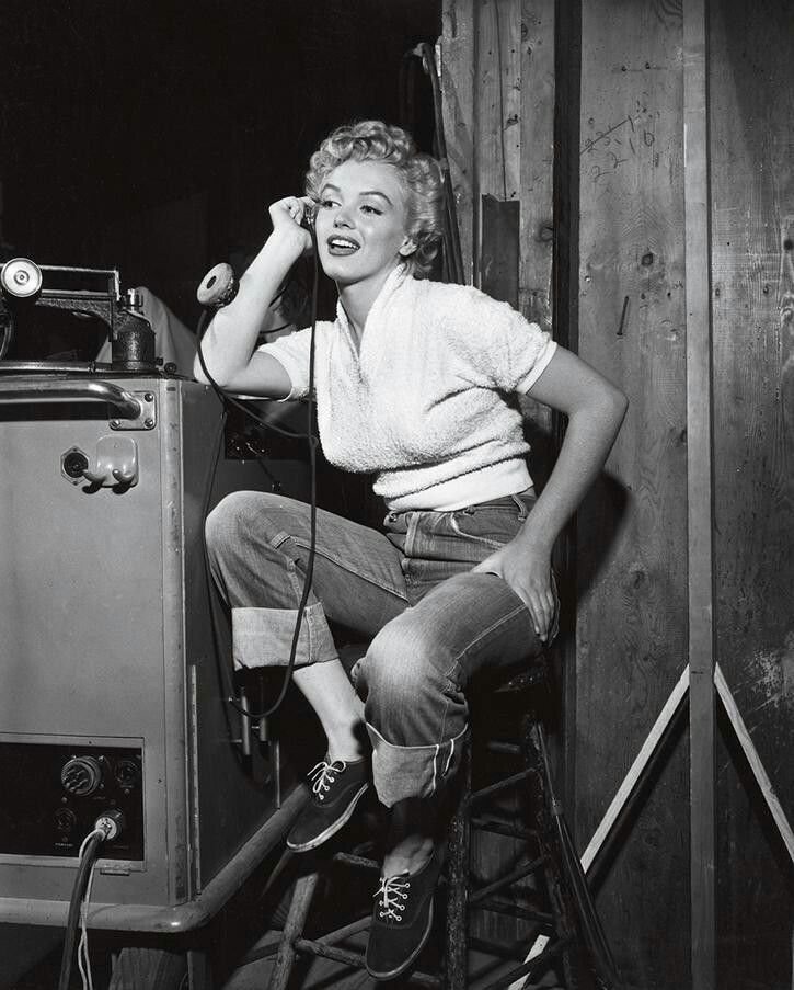 marilyn_monroe_levis.jpg