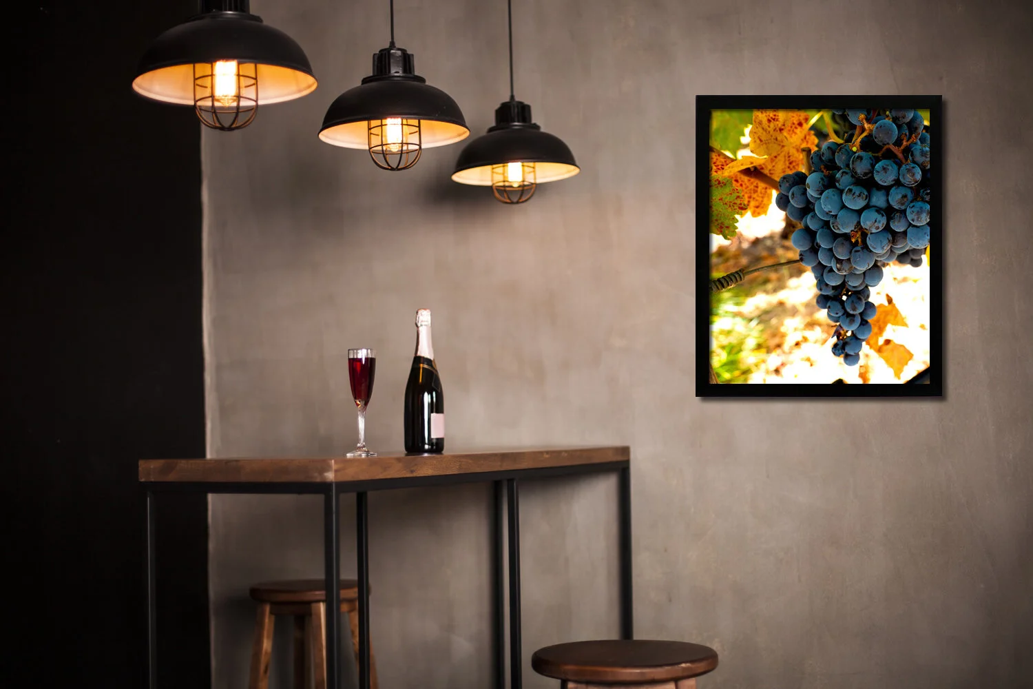 table_fallgrapes_tall.jpg