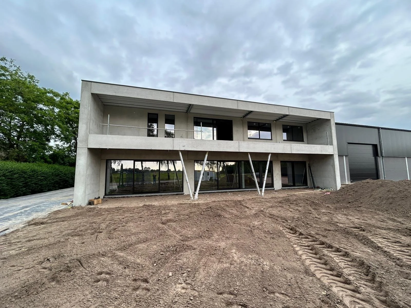 WhatsApp Image 2024-06-17 at 20.28.08.jpeg