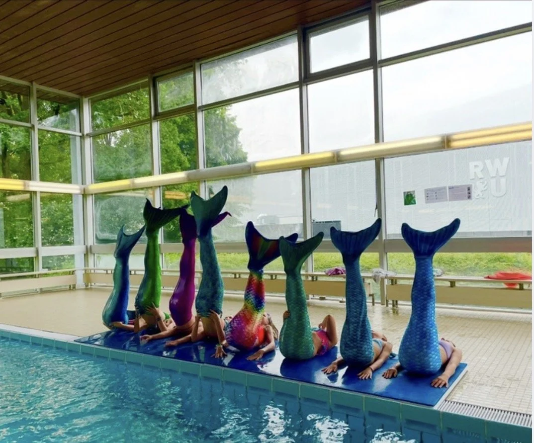 Tails up! Meerjungfrauenschwimmen - Happy Mermaid Pro Kurs