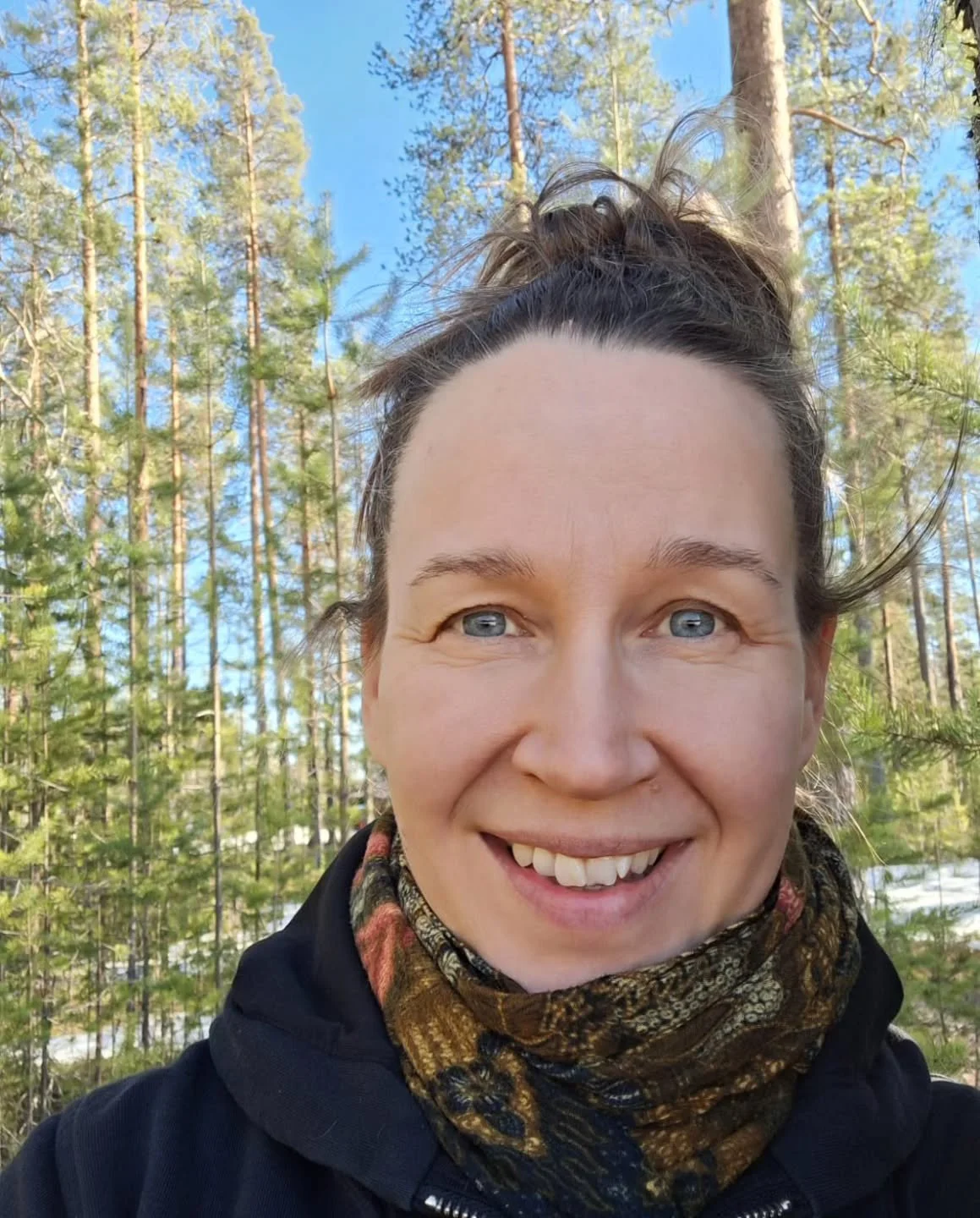 Vaaran v&auml;ki on rikastunut viimeisen vuoden aikana uusilla tekij&ouml;ill&auml;. Toisena esittelemme heist&auml; Heidin. Tervetuloa joukkoon t&auml;t&auml;kin kautta, Heidi 💜💜💜

Heidi Syrj&auml;kari on 50-vuotias ruokolahtelaisl&auml;ht&ouml;i