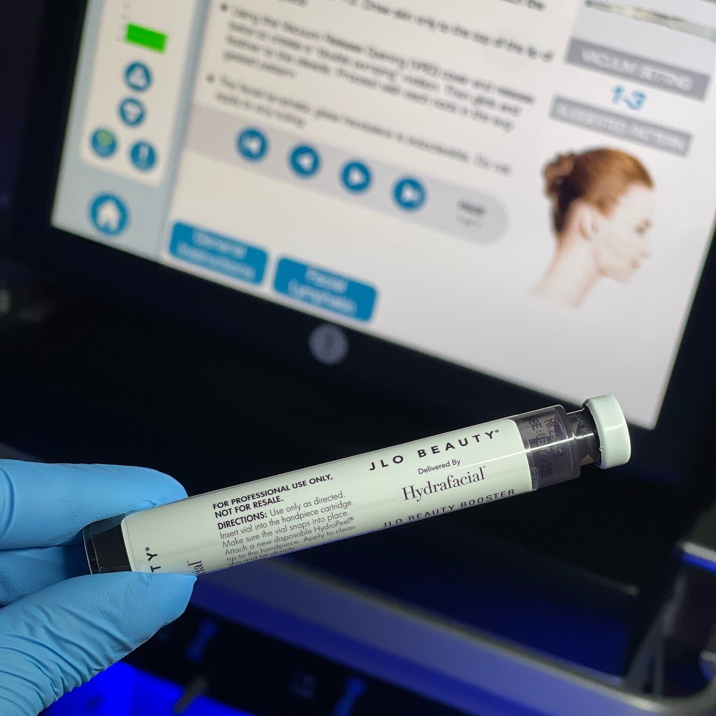 Starting the New Year with a JLo booster, because why not glow up from the get-go? ✨💫 

The HydraFacial with the JLo booster offers a radiant and refreshed skin appearance. It helps to brighten, hydrate, and rejuvenate the skin, giving it a youthful