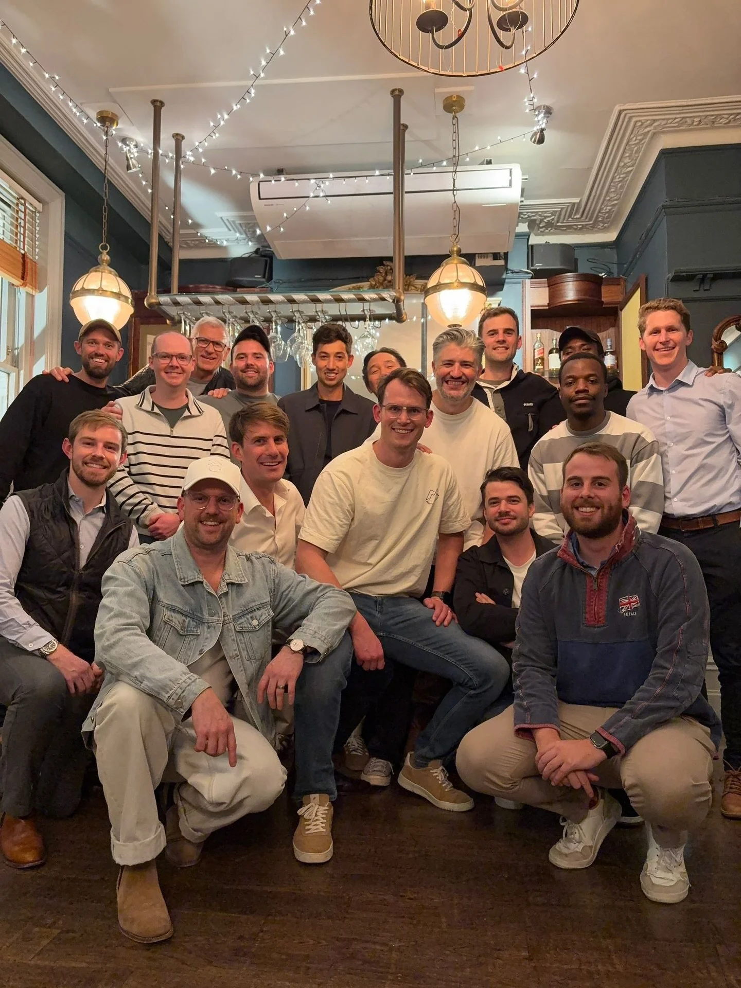 The SONS of C3 London gathered together for BIBLES, BURGERS and BEERS the other night! So good doing life with one another and enjoying the 3 best B’s! 🍔
#c3london
#wearec3