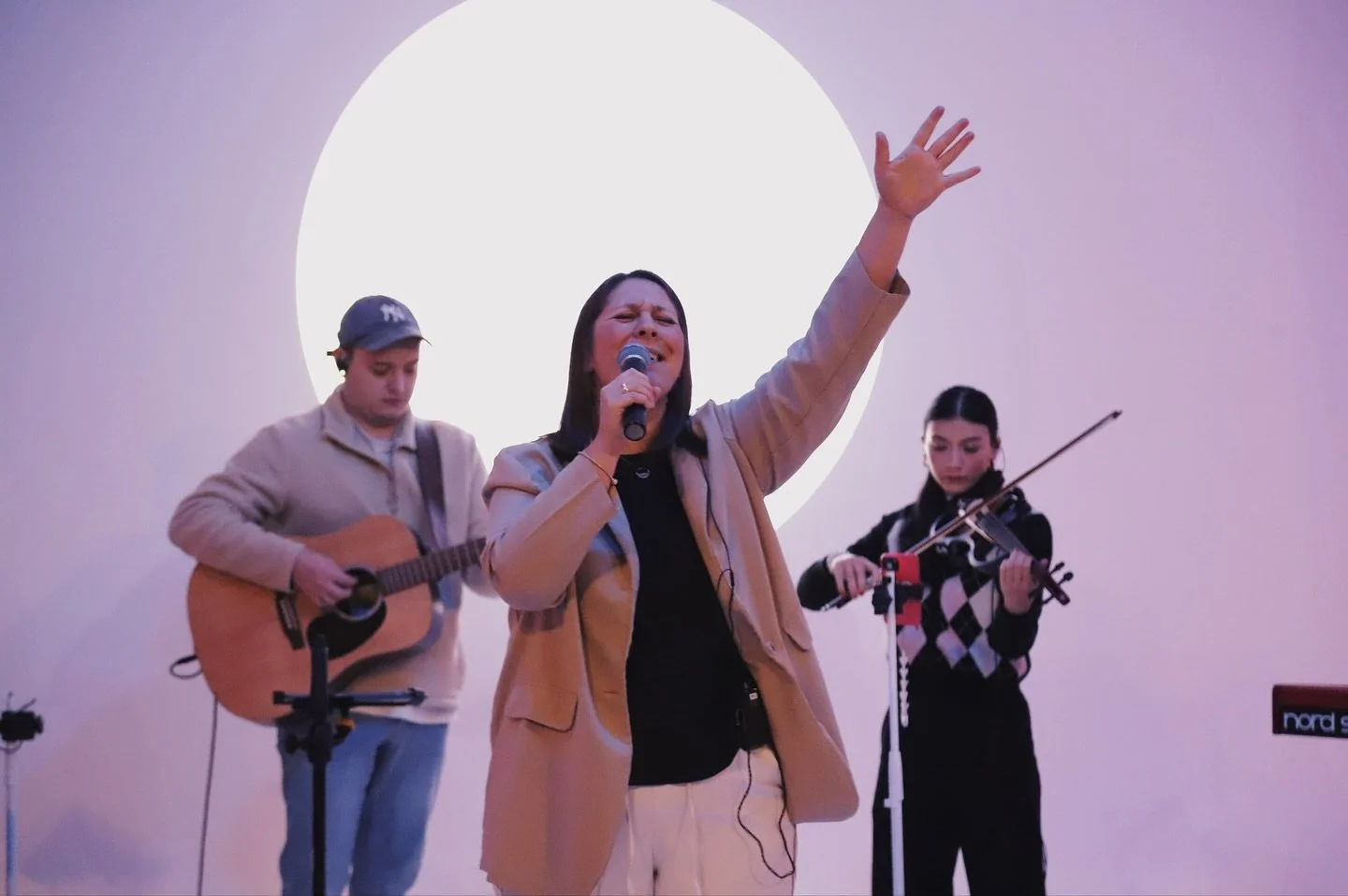 What a joy to have Ps. Jo and Lois Willis with us on Sunday! Lois led us so powerfully in worship, and Jo reminded us of our calling to influence the world by sharing our stories of the goodness of God in our lives! We are saved for someone else so l