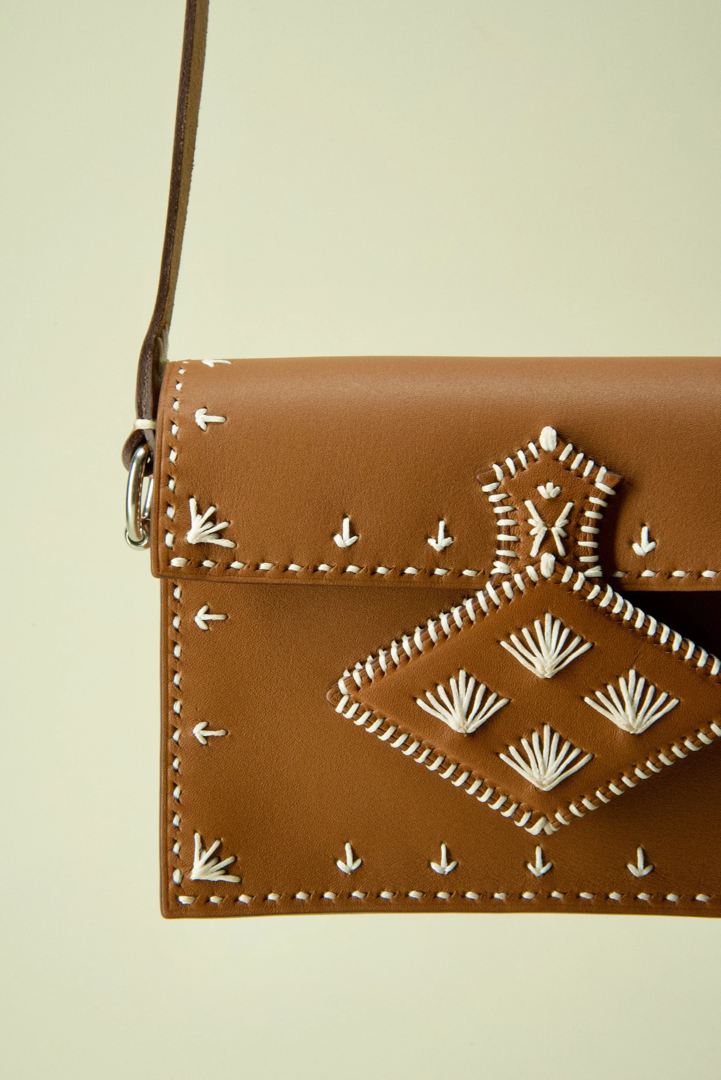 Ryan Lee Kuala Lumpur tingkap window satchel bungabunga flowers embroidery crossbody bag