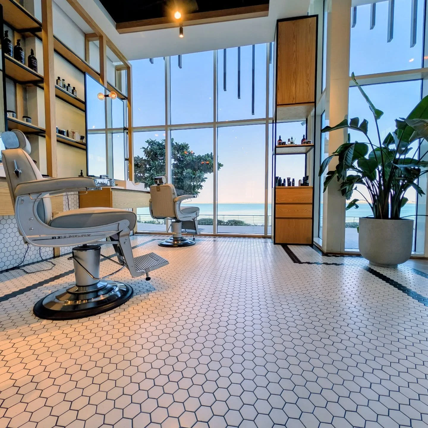 Chic and tidy. Clean lines in the capital with a minimalist design.