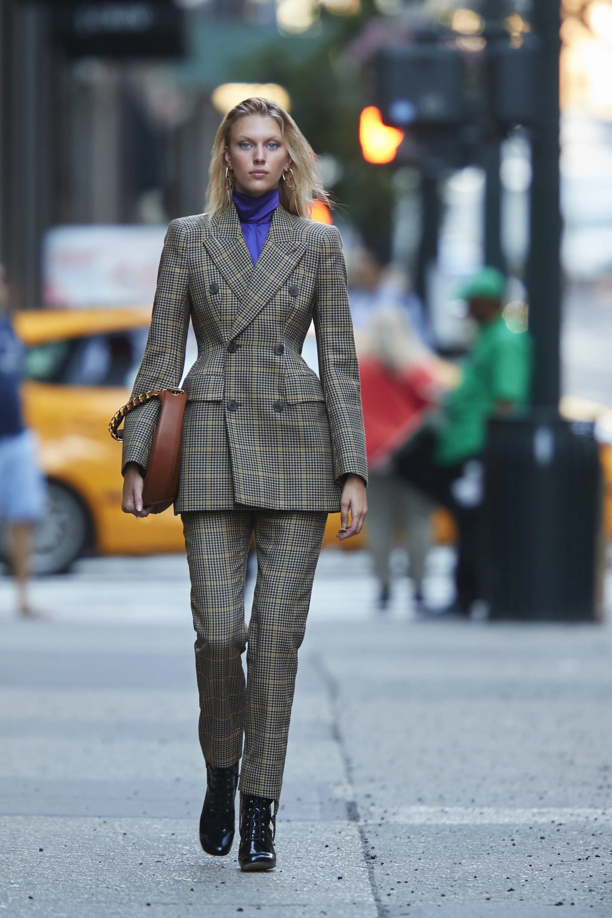look03-107.jpg