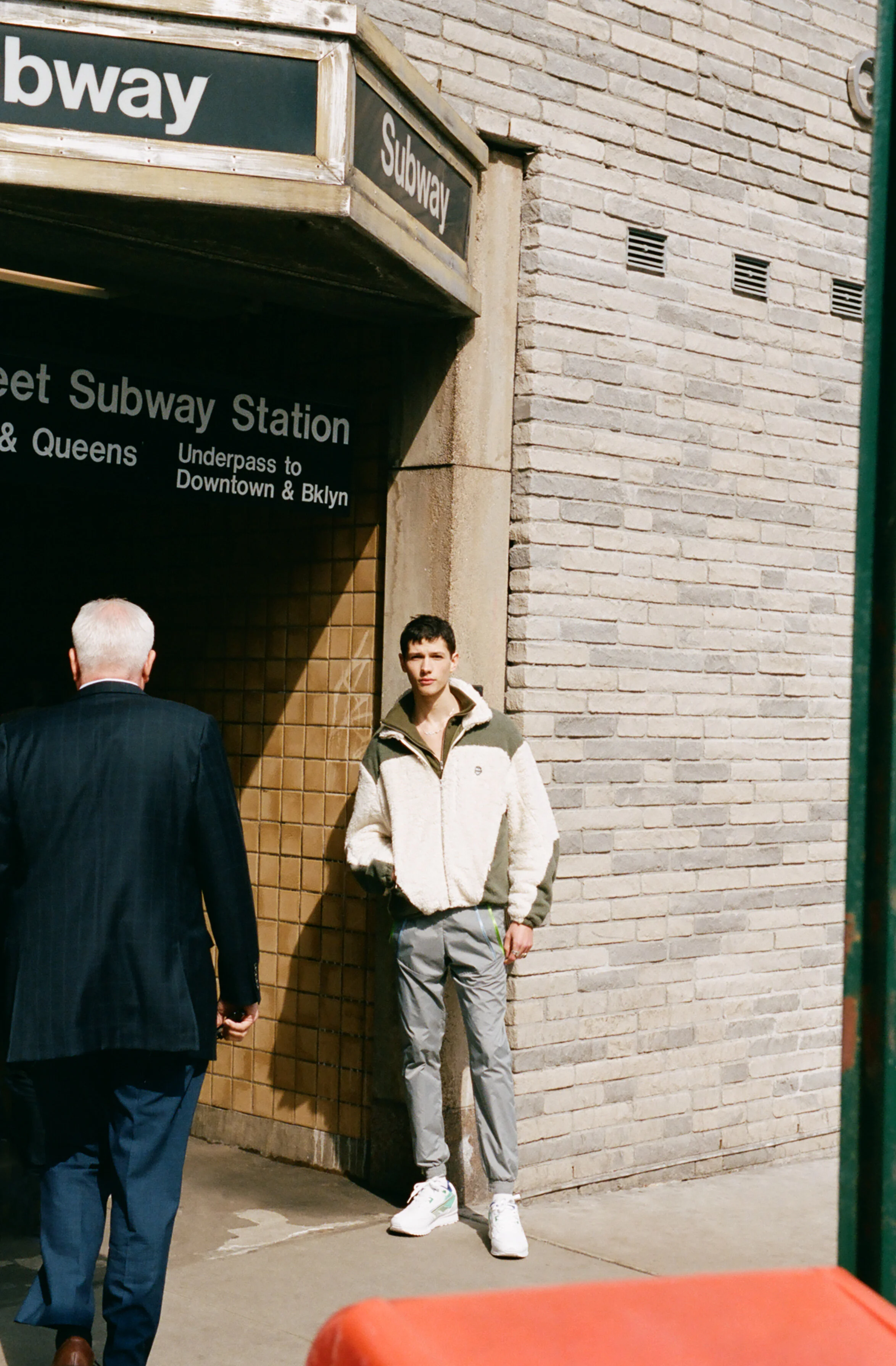 Look16_00080024_R copy.jpg