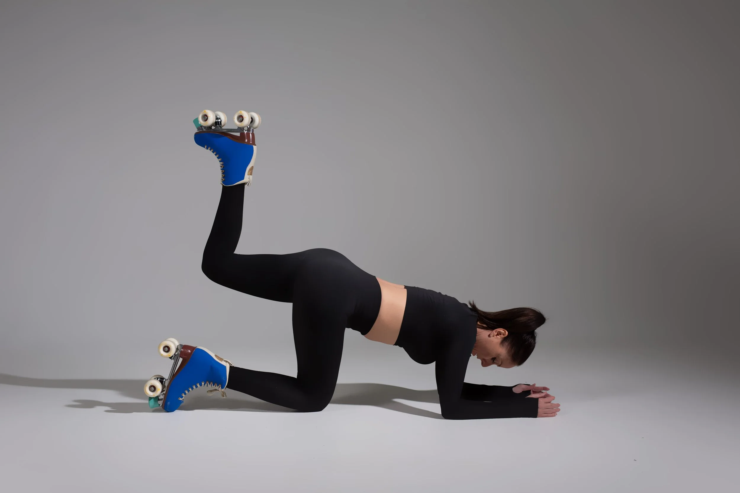 rollerfitness kneeling 90° skate raise.jpg