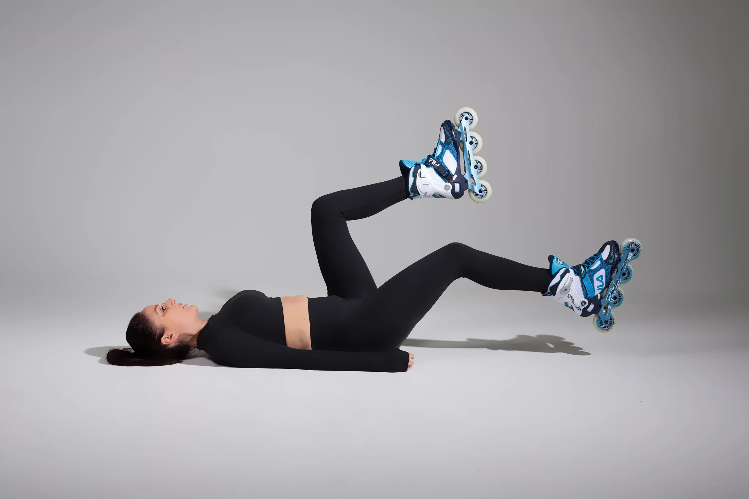 rollerfitness lower abdominal heel taps.jpg