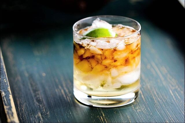 Celebrate with a Black &lsquo;N&rsquo; Stormy for Dad 🥃 All you need is dash of love and the following ingredients:
3 Parts Ginger Beer 
2 Parts Blackwell Rum
&frac12; Part Lime Juice 
Dash of Angostura Bitters.

Method: 
1. Fill a glass with ice;
2
