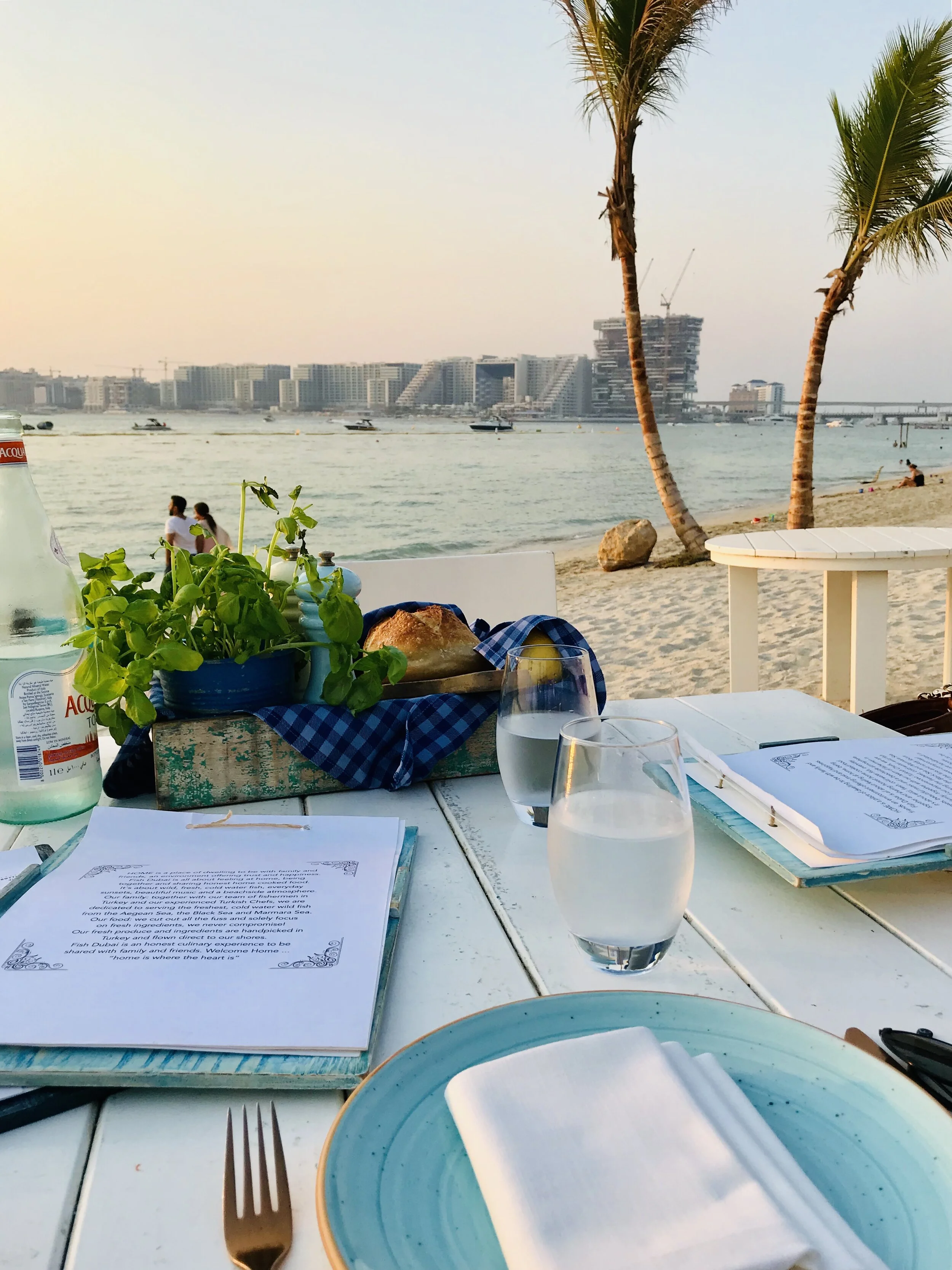 Fish Beach Taverna, Dubai