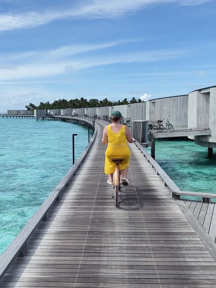some more magic moments @ritzcarltonmaldives 🌴🐚⛱️🥥🌞🇲🇻

#maldives #travel #presstrip