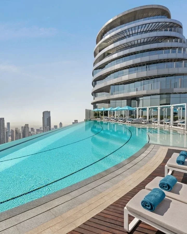 Alto 54, Address Sky View