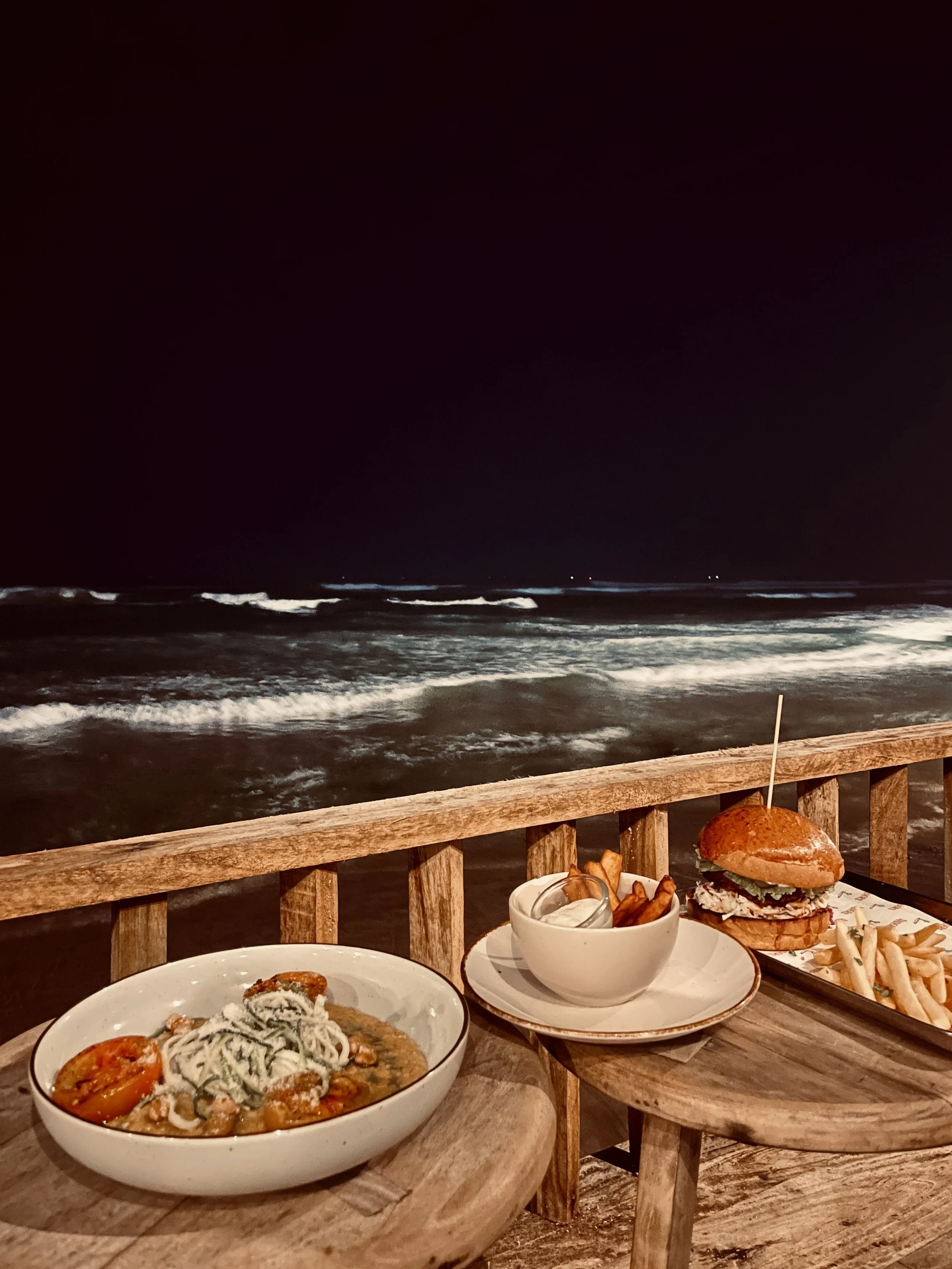 Ceylon Sliders, Ahangama, Sri Lanka