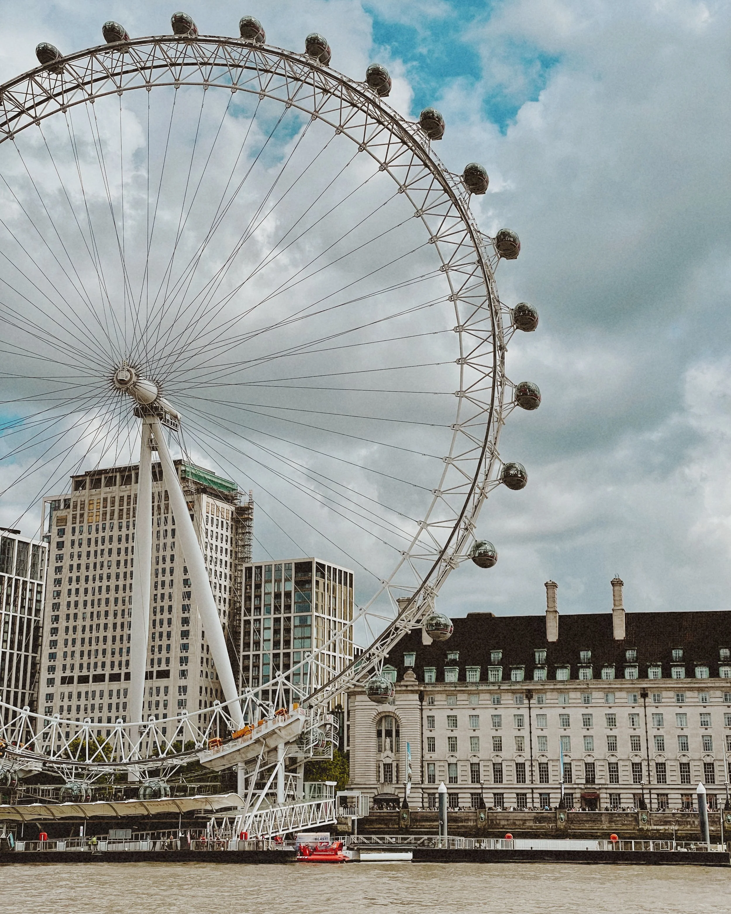 Kayak London Eye Thames