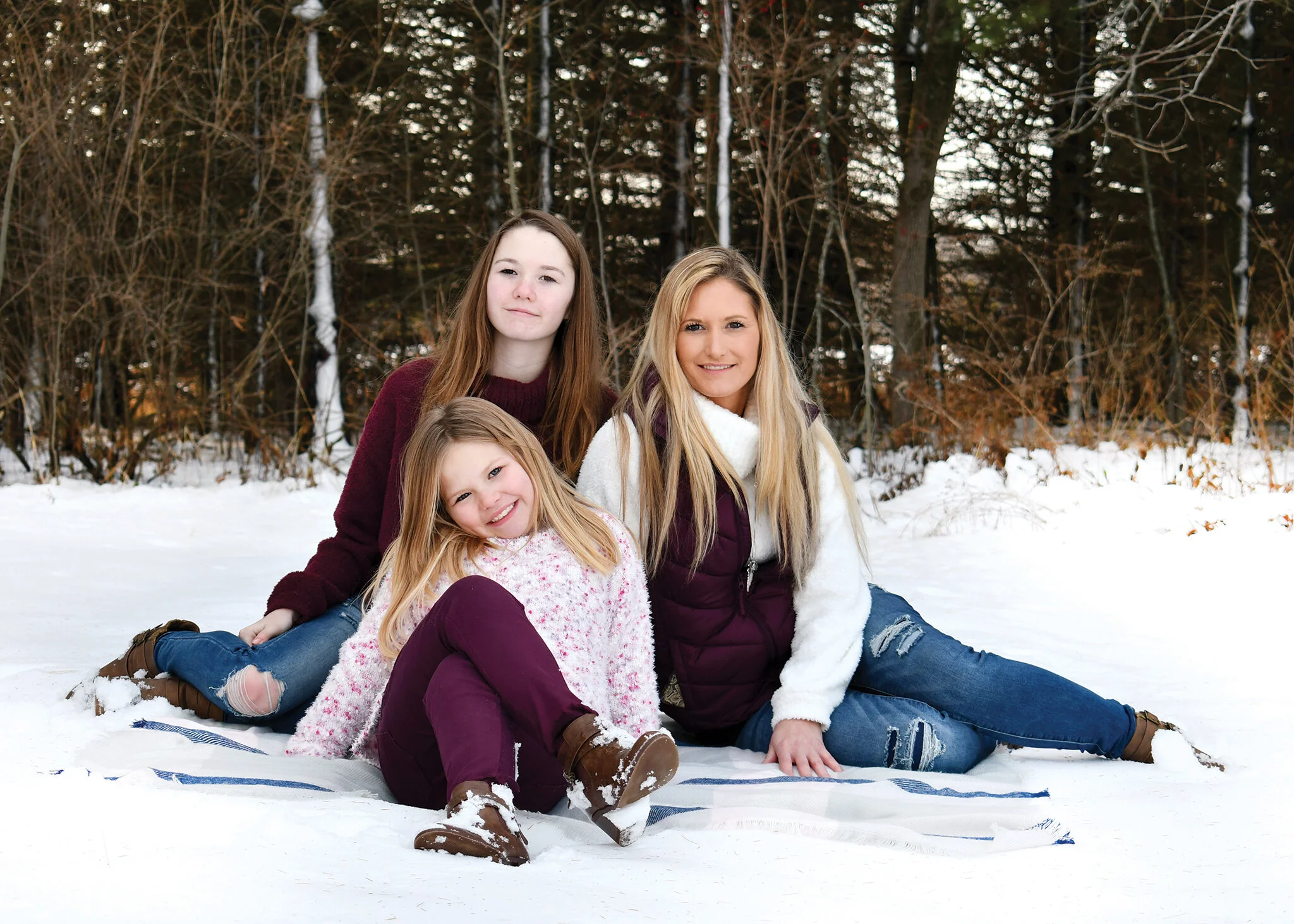 kelly + her girls