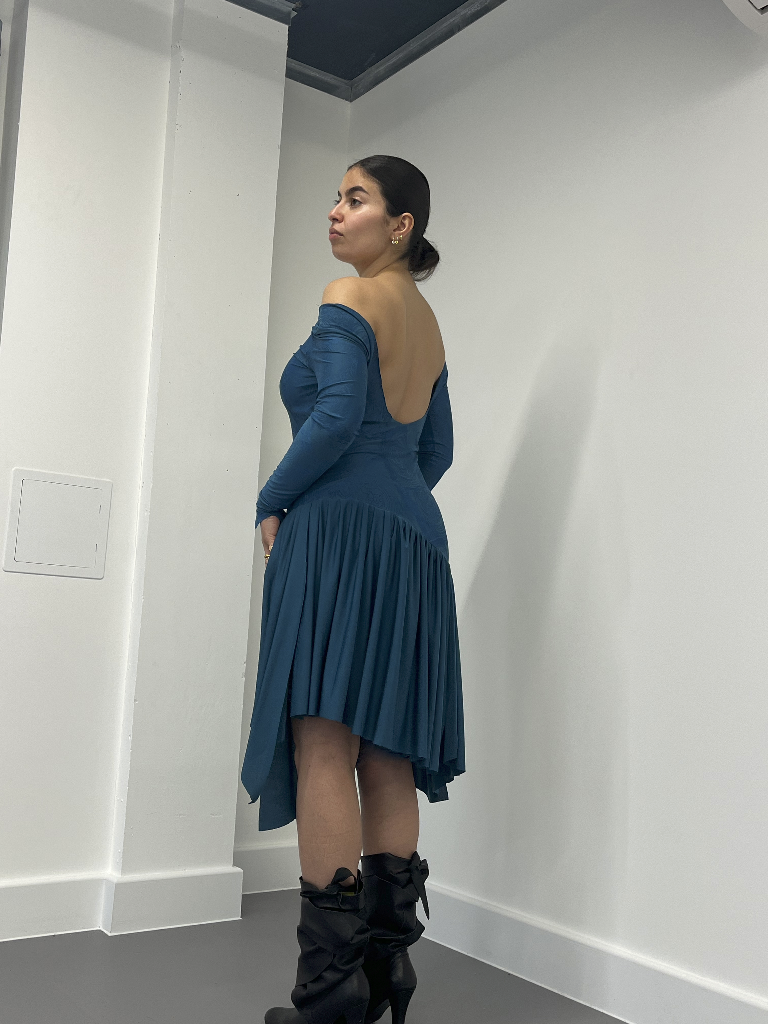 dress 2.4 .png