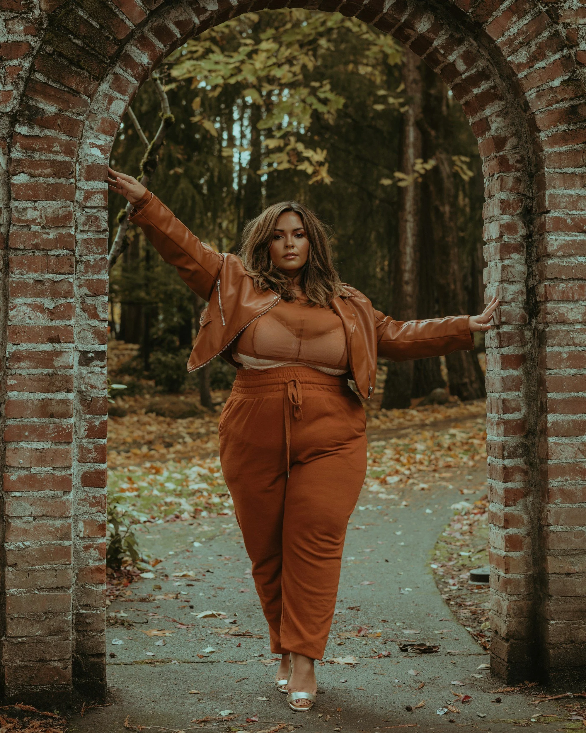 Fashion Loves Curves, But Not Fat: The Confusing Reality Facing Plus-Size Models