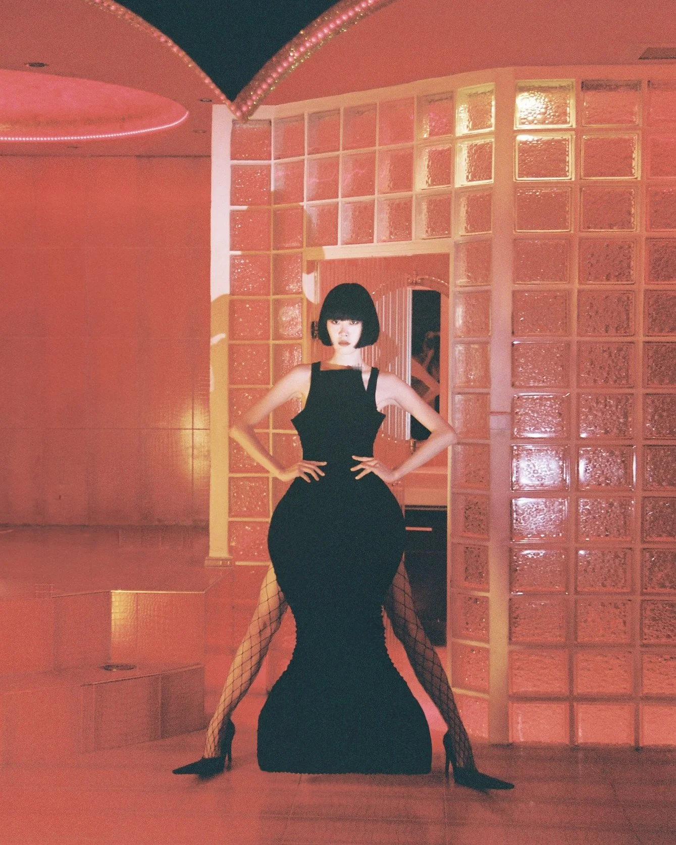 ROOM SERVICE PLEASE, JUN '24