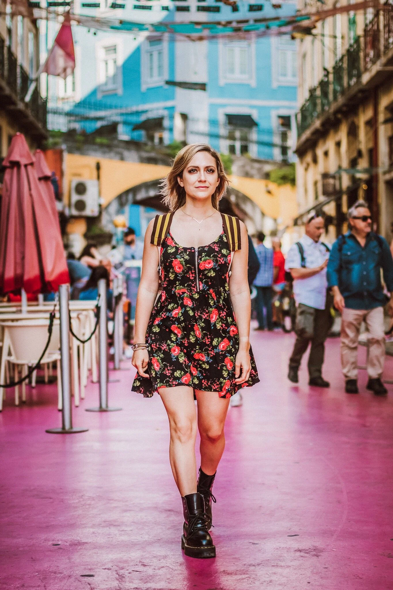 How to Look Good While Traveling: Must Have Travel Beauty Products & Tips