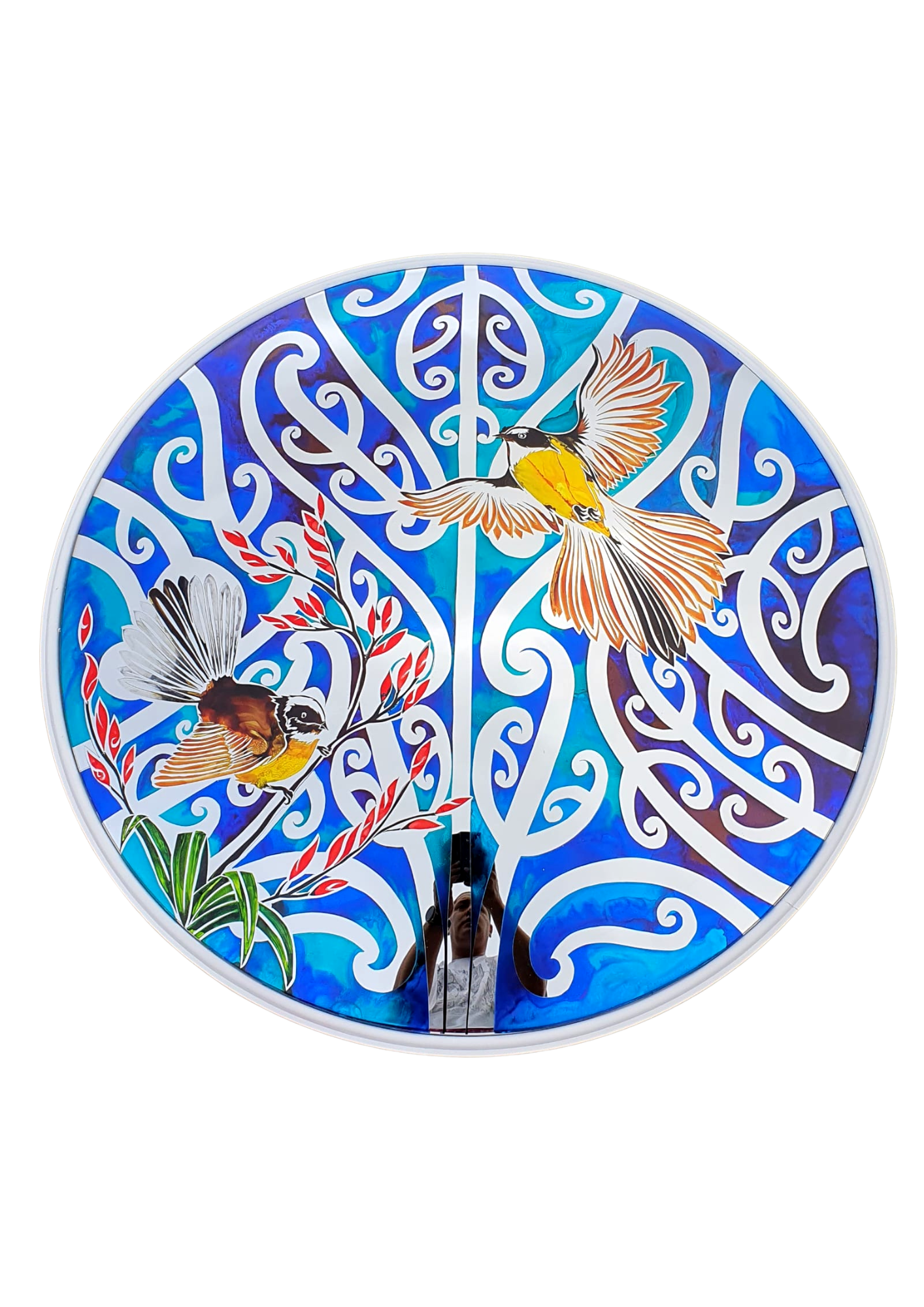 pīwakawaka and kowhaiwhai.png