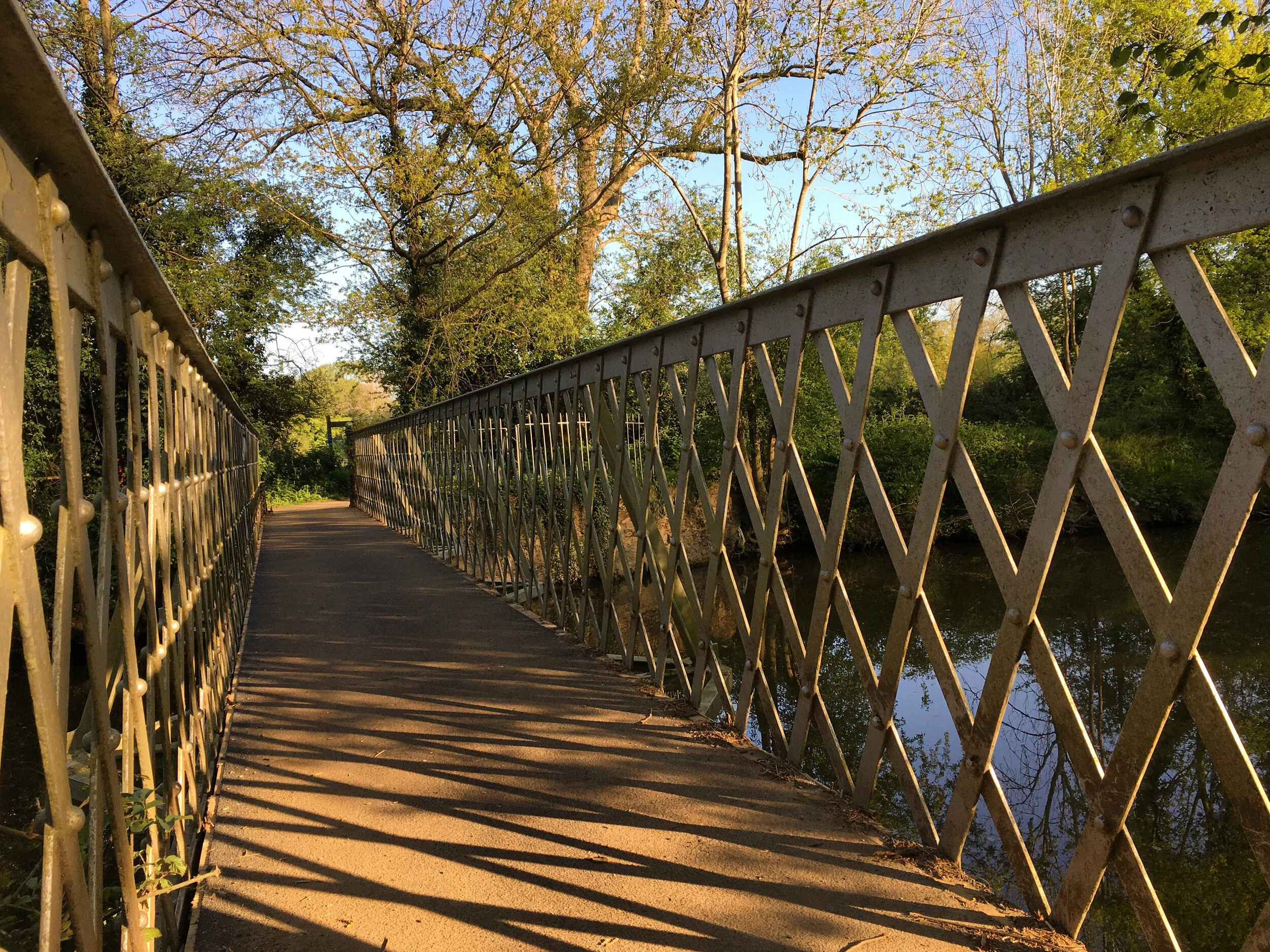 Lucifer bridge Tonbridge, walk Tonbridge
