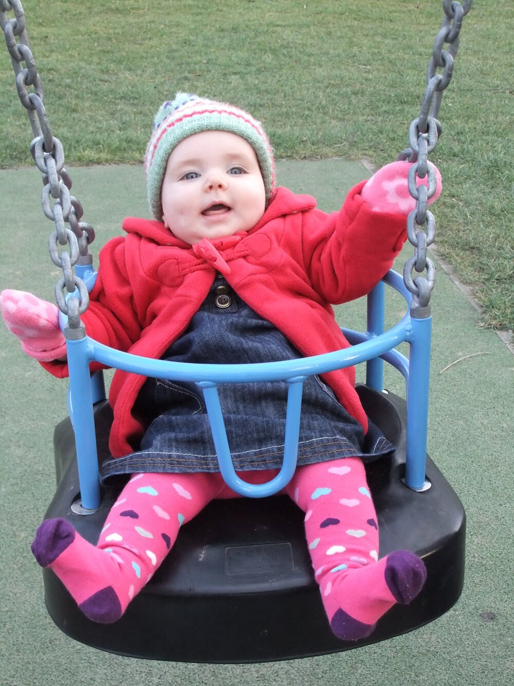 Walk tonbridge - park life - baby swings.JPEG