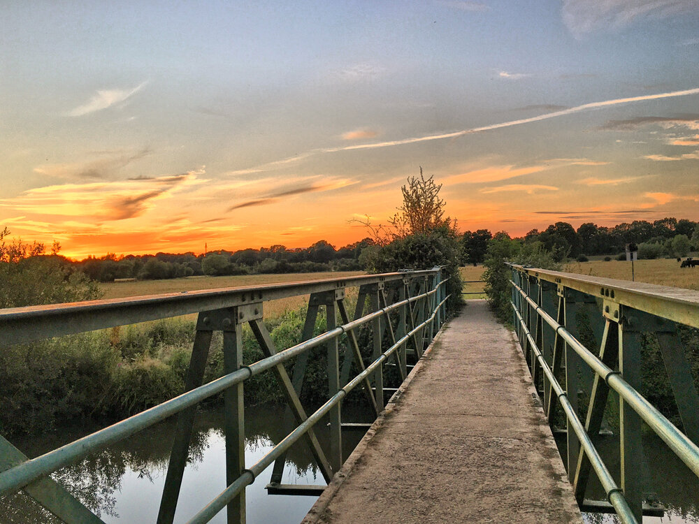 Walk Tonbridge - The Green Mile - River Medway Bridge - Leigh.jpg