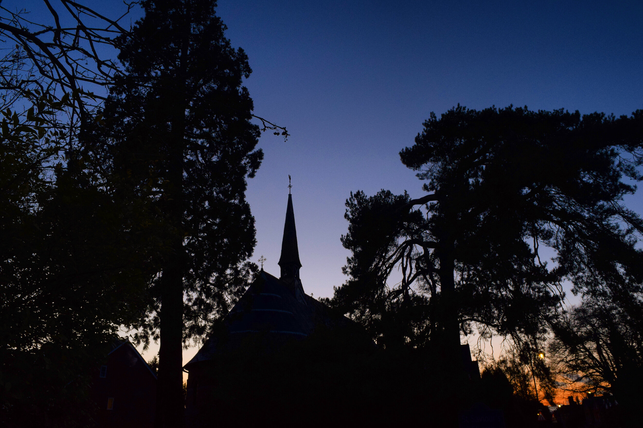 Walk Tonbridge - Walk 18 - Finding Gandhi - Tonbridge History - Yardley Park school - St Saviours church - dry hill park road - Tonbridge.jpg