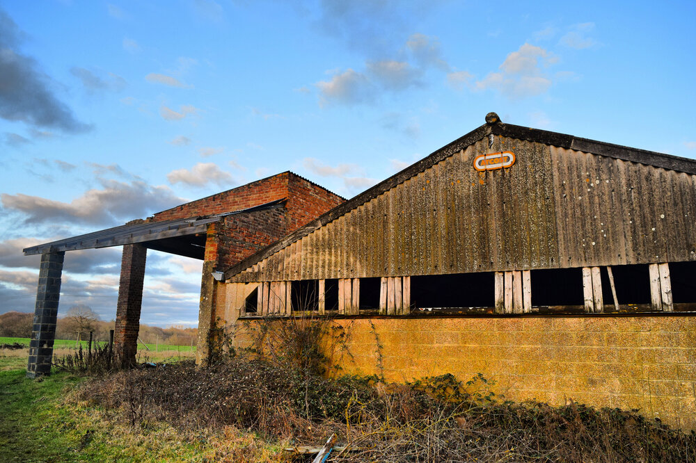 Walk Tonbridge - The Far Side of The Weald - Sevenoaks walks - between the barns  .jpg