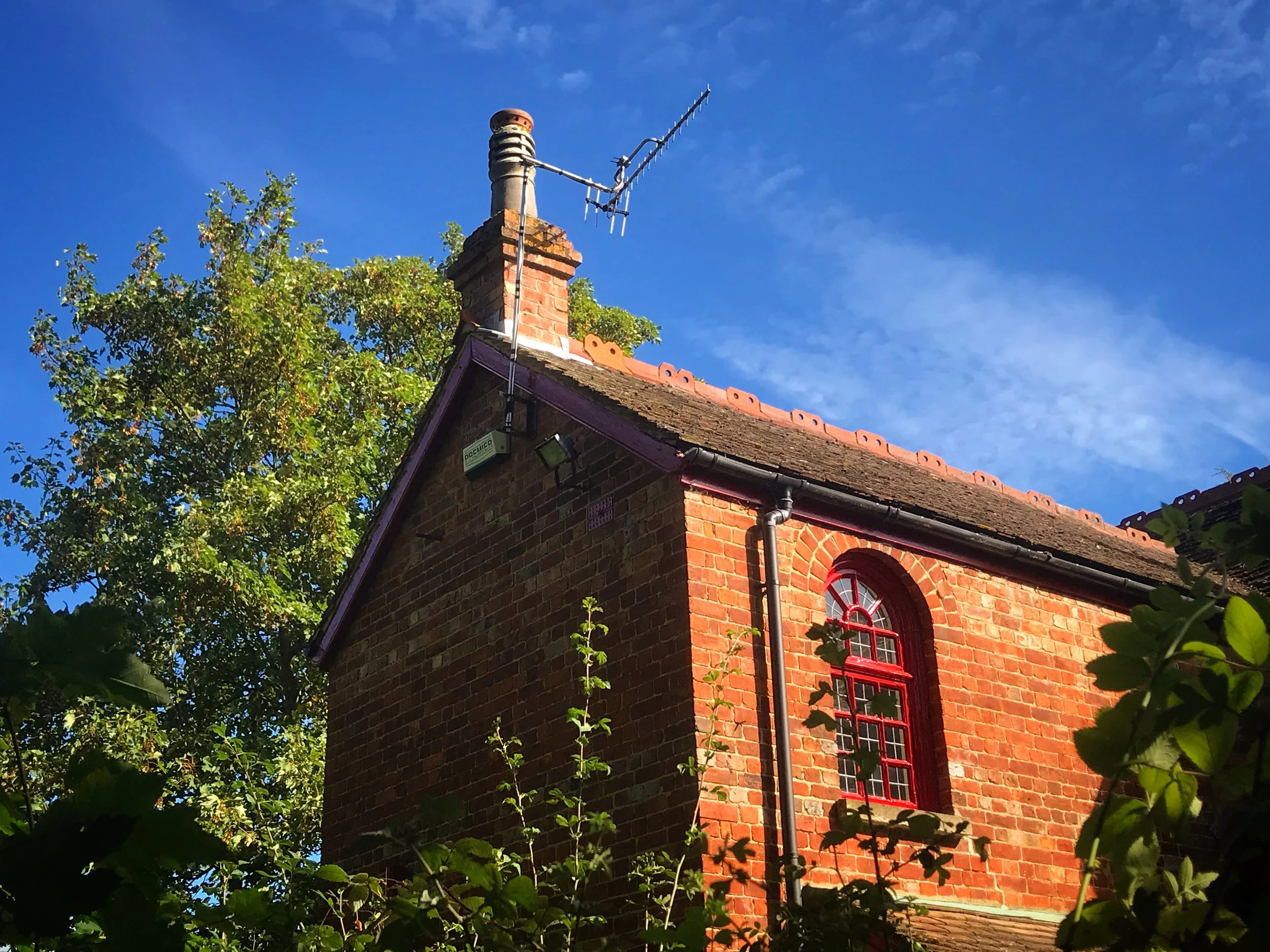 Walk Tonbridge - Winter Hike - Church.JPG