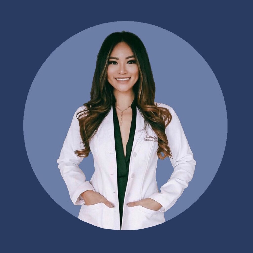 Exciting news 🎉, @drjenandjuice is cohosting a virtual fireside chat with @laurel_road CMO Alyssa Schaefer on August 17th at 5pm ET! Let&rsquo;s have a real talk about struggles and recovery during this pandemic - whether as a health professional, m