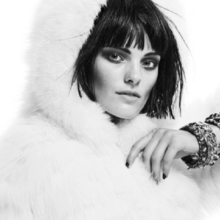 Glamour Italy: Fur + Sneakers