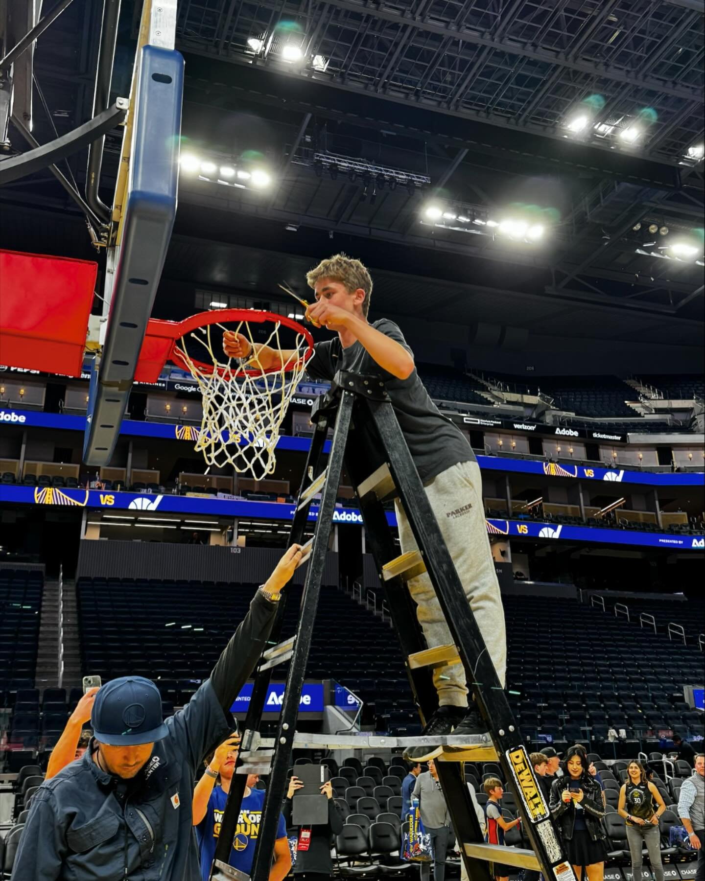 That&rsquo;s a wrap on our 2023-2024 Warriors MVP Experience. Another successful year in the books as the Official Entertainment Partner of the @warriors and @chase_center! 

Cheering on our Partner in the NBA Playoffs! 🏀