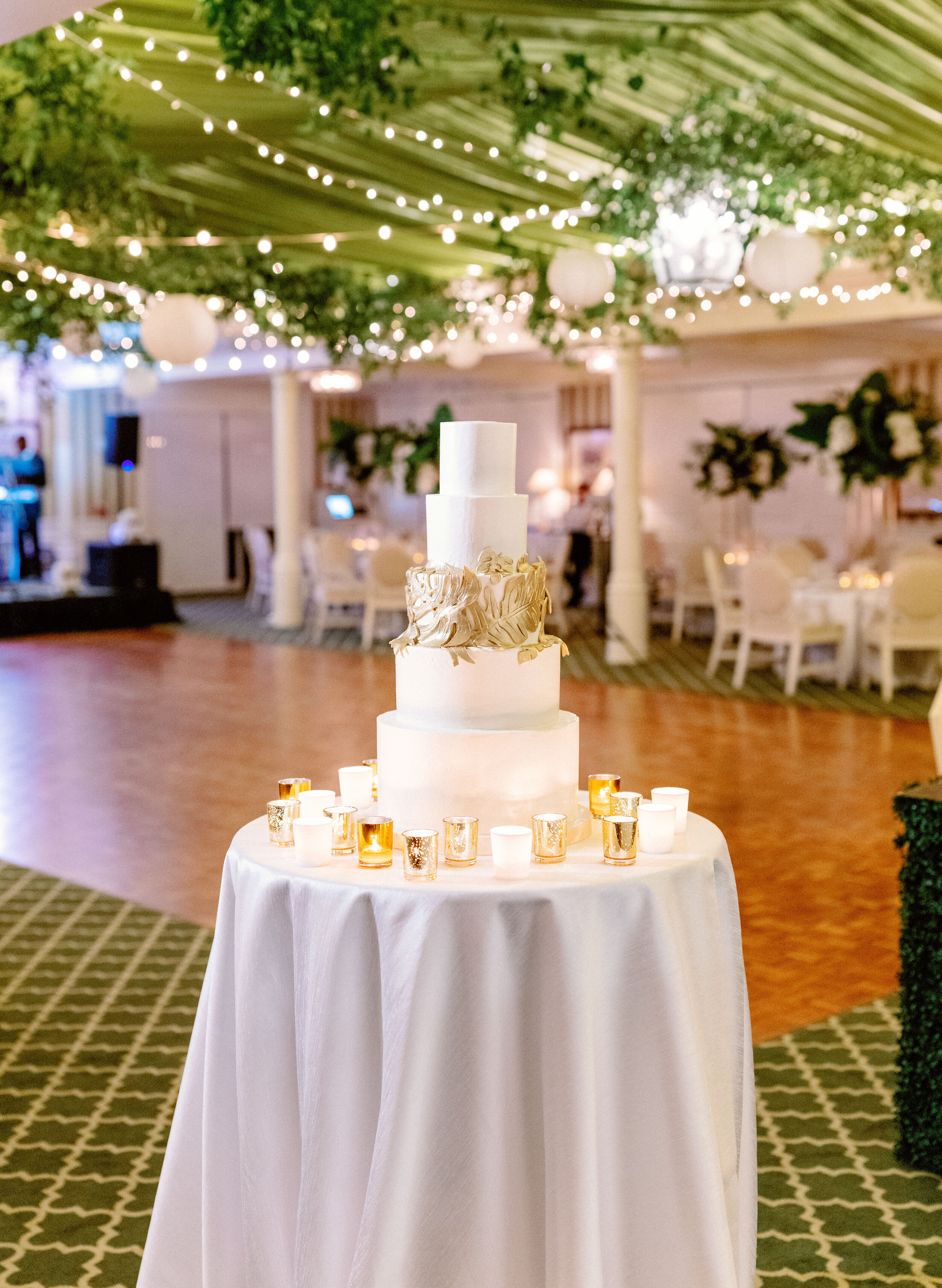 4 Ways to Serve Wedding Cake — Kelly McWilliams Celebrations Weddings & Parties