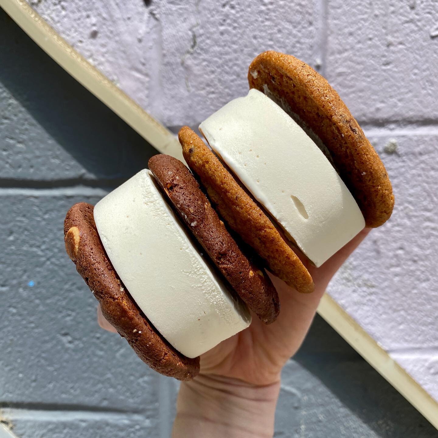 Ice cream sammies are back for a limited time! We teamed up again with @feelgoodiesphilly who baked us a ton of delicious cookies. 😋😋

Sandwich #1 (top) is made with browned butter chocolate chip cookies and our vanilla ice cream. It's rich and cho