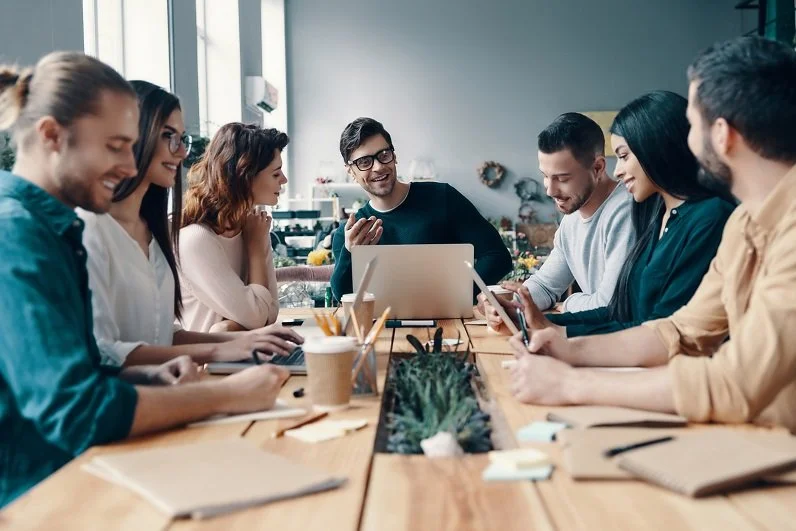 Marketing vs. Business Management: Which Is Right for Me?