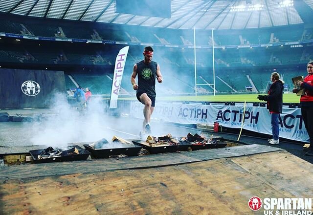 Last race of 2019 @spartanraceuk @twickenhamstadium .

6th overall with 26.30 
Tbh it's bittersweet, as i choose the wrong tactics and tried to save energy. 37 seconds behind the winner Craig daniels one of the nicest guys in the sport. sounds close 