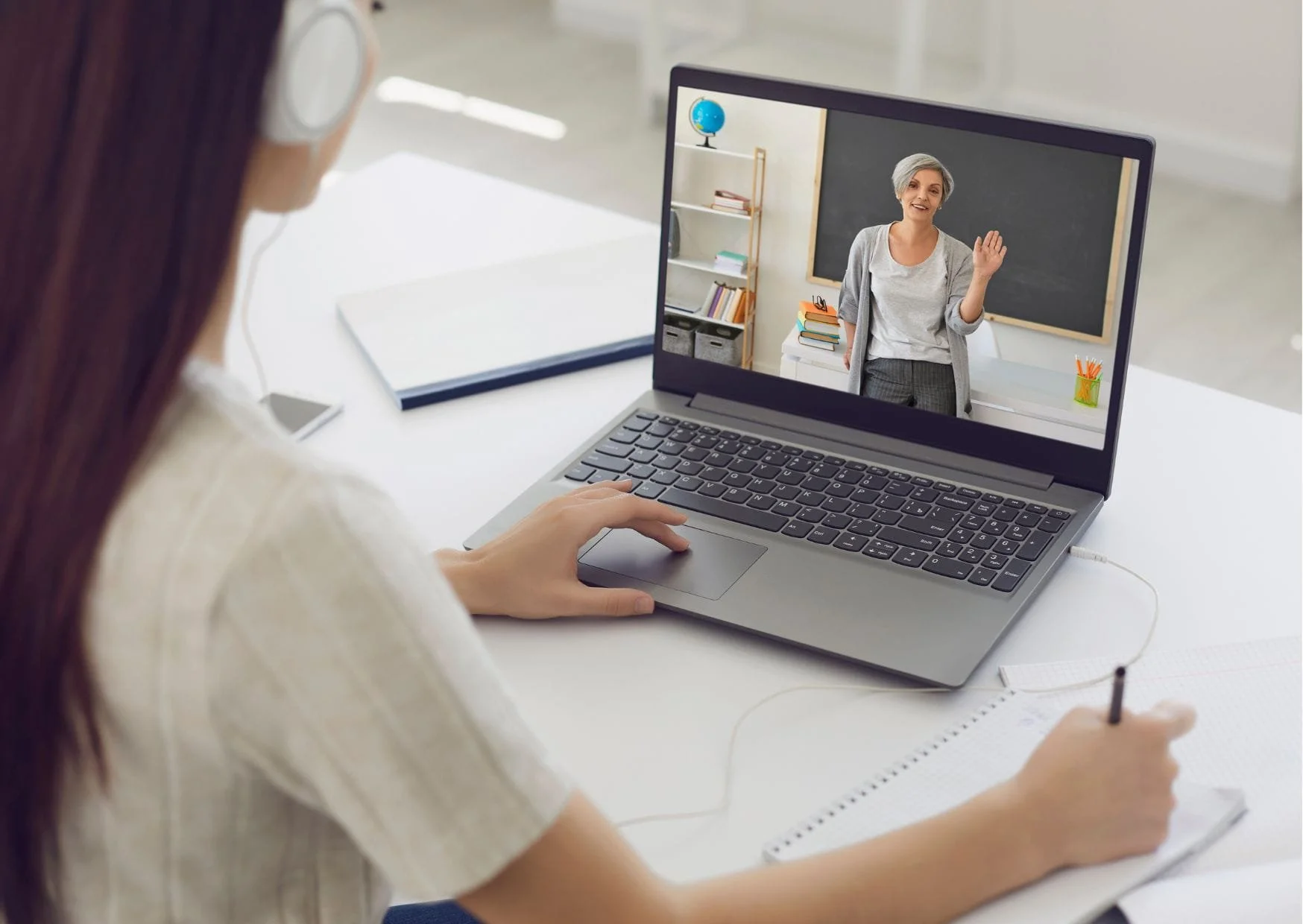 UCL applicant having online TARA preparation tutoring with a U2 Tuition oxbridge-educated expert TARA (formerly TSA) tutor.