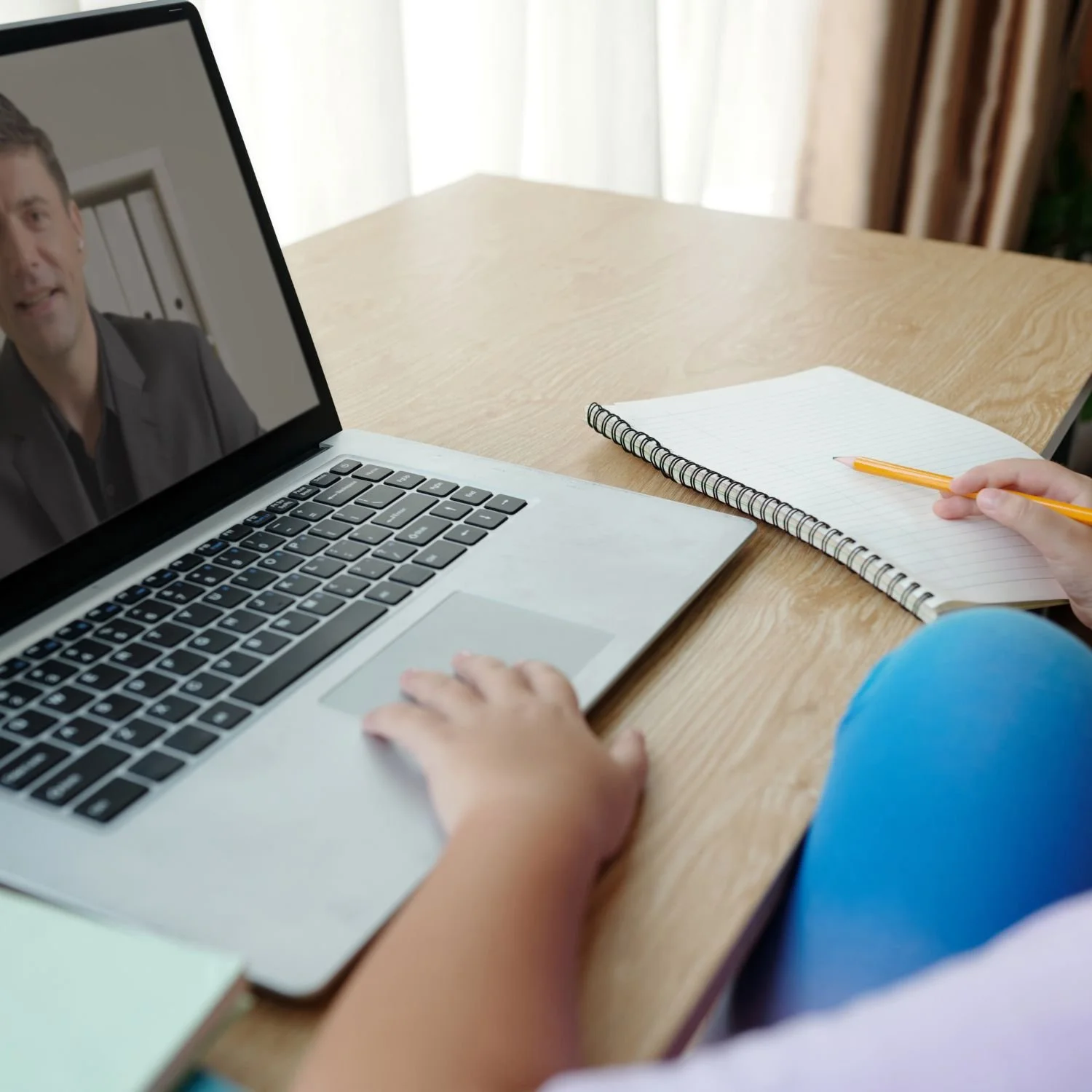 A U2 Tuition student takes an 11 Plus Verbal Reasoning Lesson with a U2 Tutor.