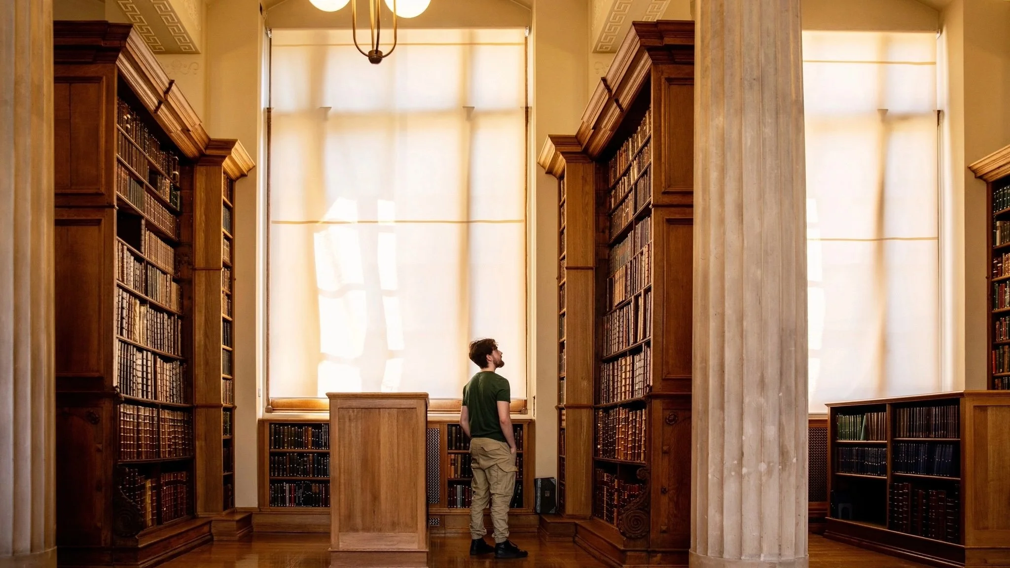 U2 student studies linguistics at Cambridge University