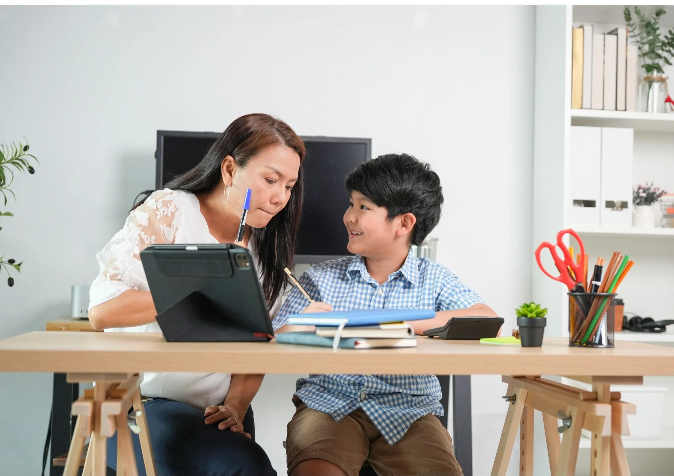 A U2 Tuition student studies for the WCCS 8+ exam with a U2 Tutor