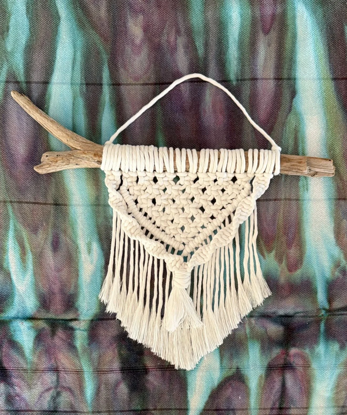Let&rsquo;s Craft Together! 3/21 we&rsquo;re making macrame wall art. Bring a friend and learn the art of knotting in a fun and relaxing environment @mindscapefermentations . Leave with a beautiful wall hanging made with your own hands 💗

🔗 Link in