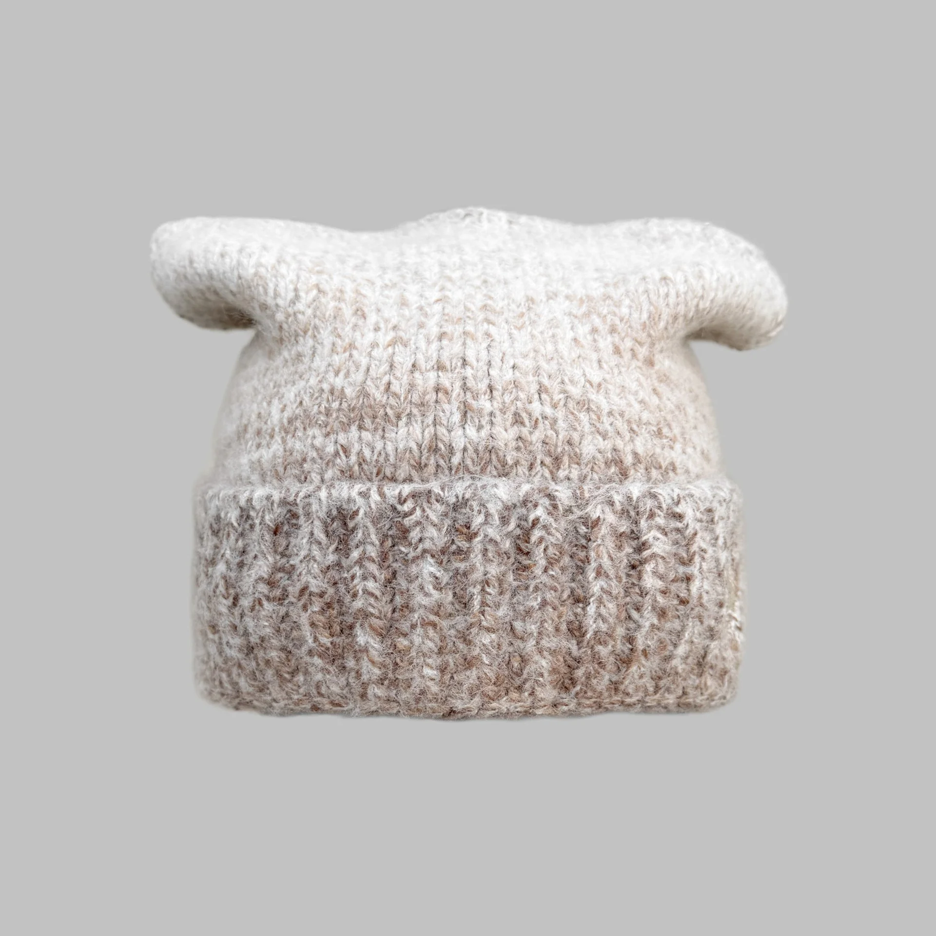 bonnet faune gris 3.jpg